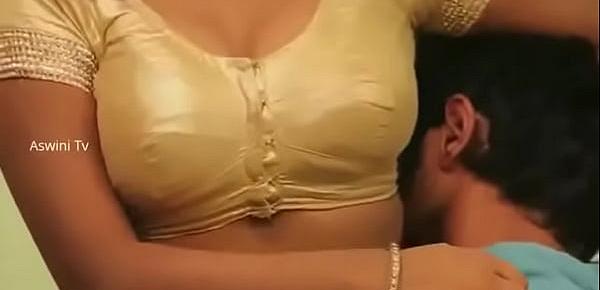  Hot Telugu Aunty